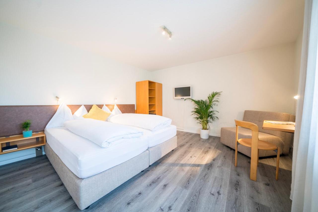 Hotel Sonne - Self Check-In Schwarzenburg Kültér fotó